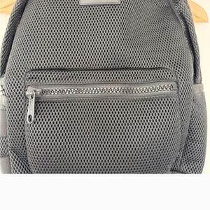 Dakota Backpack
Black Mesh, Large
